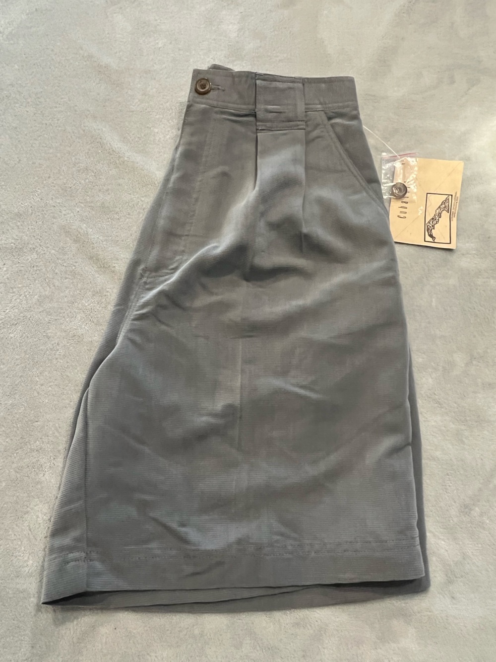 Cubavera Men’s Gray Pleated Dress Shorts Size 32” NWT
